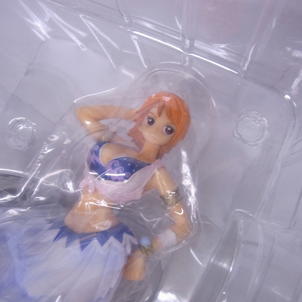 実際に弊社で買取させて頂いた【未開封含む】プライズ BANPRESTO ワンピース ナミ/ゾロ/ハンコック 5点セットの画像 4枚目