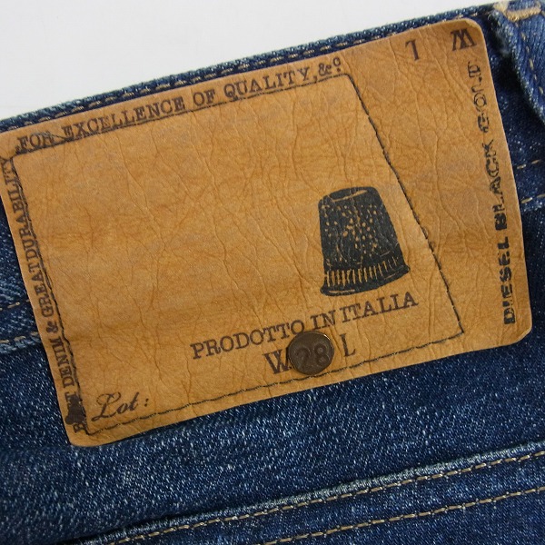 実際に弊社で買取させて頂いたDIESEL BLACK GOLD/ディーゼル ブラック ゴールド 裾コーティング デニムパンツ/28の画像 2枚目