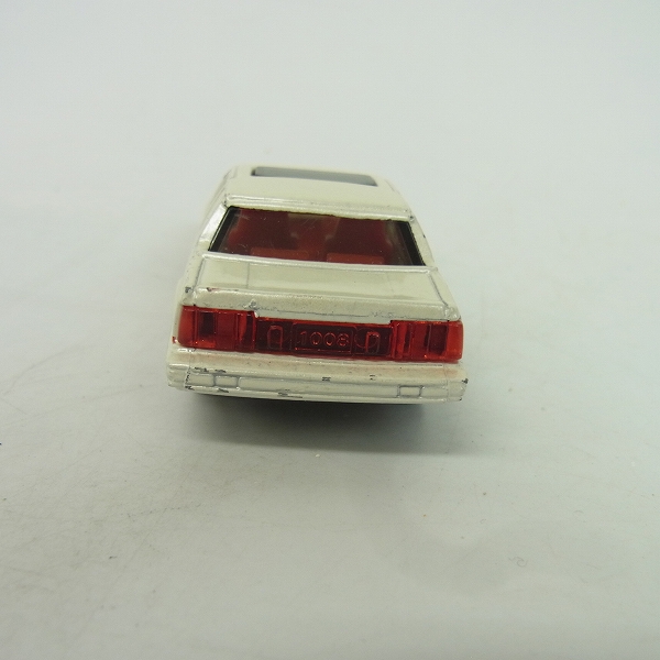 実際に弊社で買取させて頂いた赤箱 トミカ 6 日産/ニッサン シルビアクーペ 白 日本製の画像 3枚目