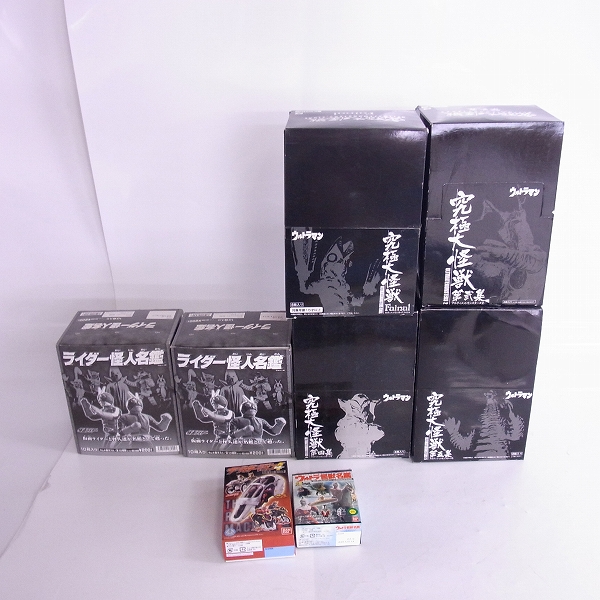 実際に弊社で買取させて頂いた★BANDAI/バンダイ ウルトラマン 究極大怪獣シリーズ　仮面ライダー ライダー怪人名鑑 等 20点以上 おまとめの画像 1枚目