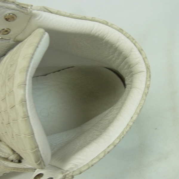 実際に弊社で買取させて頂いたJIMMY CHOO/ジミーチュウ ARGYLE-CRX-WHITESTEEL クロコ型押し/クリスタル ハイカットスニーカー/42の画像 4枚目