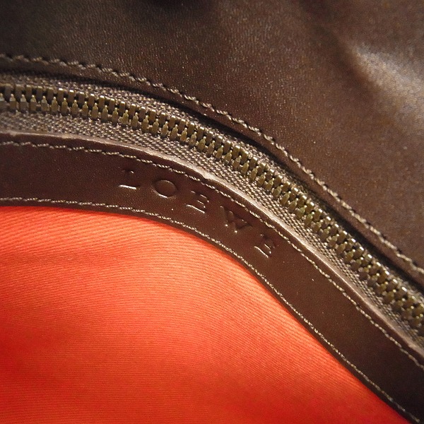 実際に弊社で買取させて頂いたLOEWE/ロエベ ロゴ/総柄 ハンド/ショルダーバッグ ブラウン系の画像 5枚目
