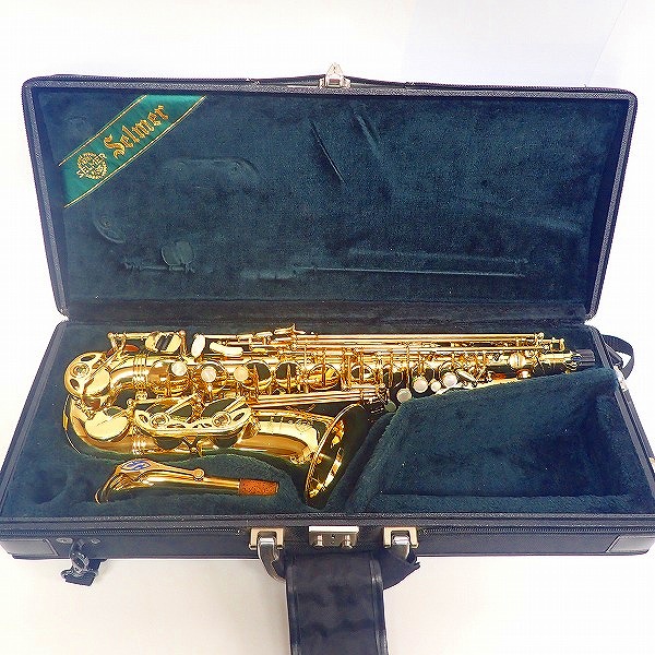 実際に弊社で買取させて頂いた★【詳細不明】SELMER/セルマー アルトサックス シリーズⅢ 彫刻なし ゴールドラッカー