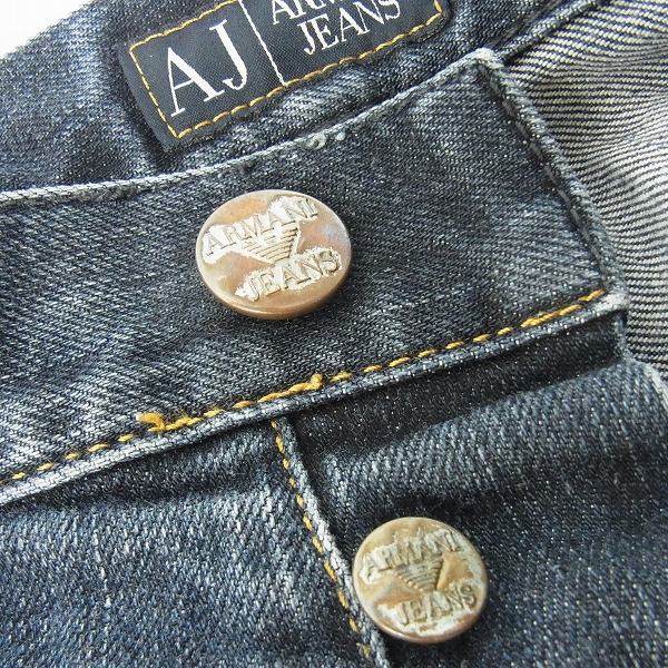 実際に弊社で買取させて頂いたARMANI JEANS/アルマーニジーンズ ボタンフライ デニムパンツ/30 2点セット の画像 7枚目