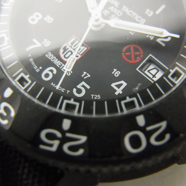 実際に弊社で買取させて頂いたLUMINOX×BIOHAZARD/ルミノックス×バイオハザード GSX035 クォーツ/腕時計【動作未確認】の画像 5枚目