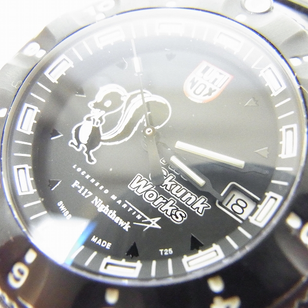 実際に弊社で買取させて頂いたLUMINOX×SKUNK WORKS/ルミノックス×スカンクワークス ナイトホーク F-117 10th 200本限定 腕時計【動作未確認】 の画像 4枚目