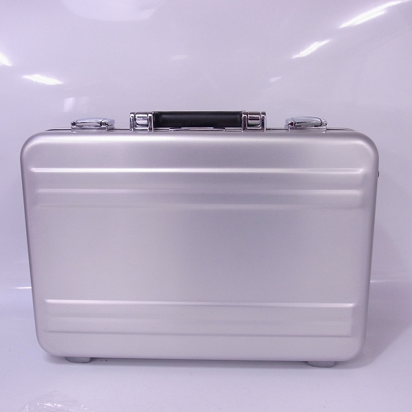 実際に弊社で買取させて頂いたZEROHALLIBURTON/ゼロハリバートン アタッシュ/ビジネスケース