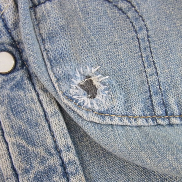 実際に弊社で買取させて頂いたBLUE BLUE/ブルーブルー ダメージ加工 デニム ウエスタンジャケット/2の画像 6枚目