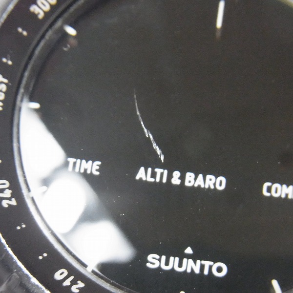 実際に弊社で買取させて頂いたSUUNTO/スント CORE ALL BLACK/コア オールブラック SS014279010【動作未確認】の画像 5枚目