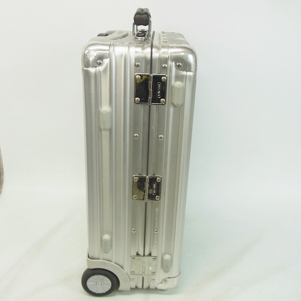 実際に弊社で買取させて頂いたRIMOWA/リモワ CLASSIC FLIGHT/クラシックフライト スーツケース 971.52.00.2の画像 2枚目