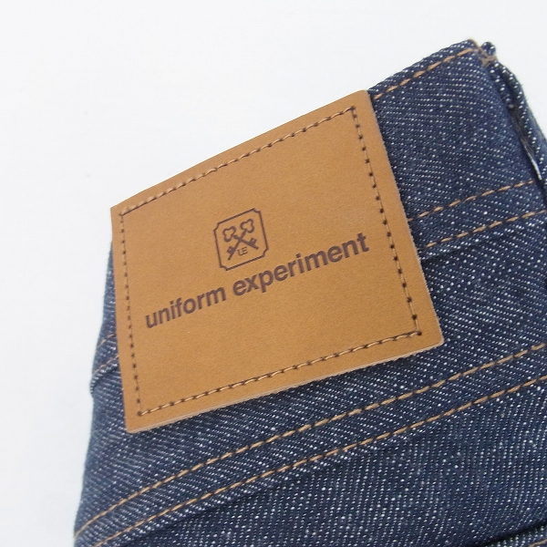 実際に弊社で買取させて頂いた【未使用】uniform experiment/ユニフォームエクスペリメント UNDISCOLORATION  スリムフィット デニム UE-000008/36の画像 2枚目
