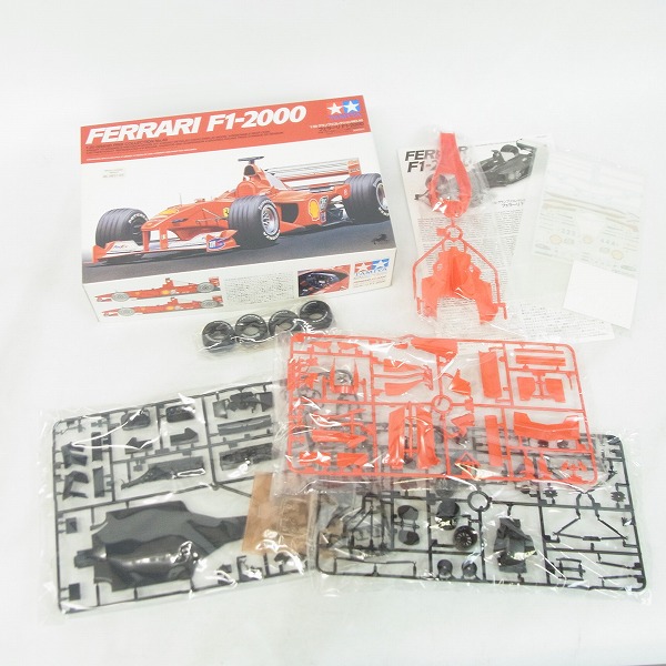 実際に弊社で買取させて頂いた【未組立】タミヤ 1/20 フェラーリ F1-2000/F310B/マクラーレン メルセデス MP4/13 3点セットの画像 2枚目