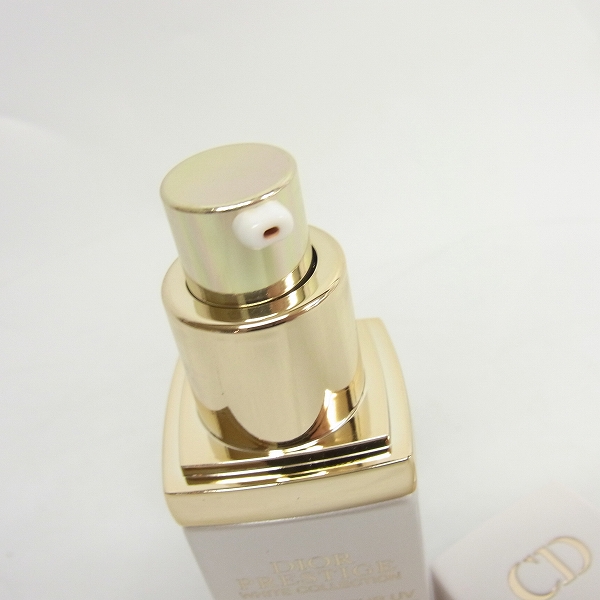 実際に弊社で買取させて頂いたChristian Dior/ディオール プレステージ ホワイト コレクション プロテクターBB/30mlの画像 1枚目