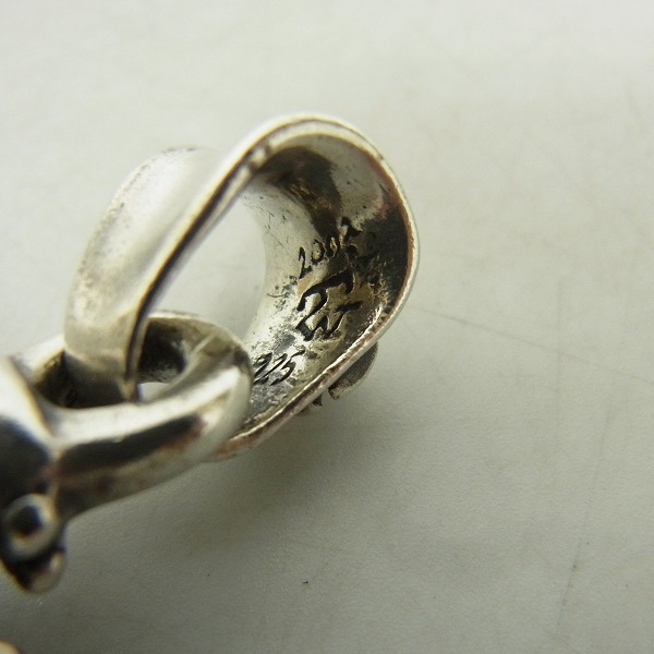 実際に弊社で買取させて頂いたTRAVIS WALKER/トラヴィスワーカー ガーゴイル ダブルクロスペンダントの画像 4枚目