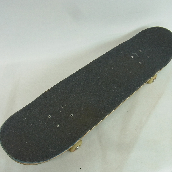 実際に弊社で買取させて頂いたZERO SKATEBOARDS/ゼロスケートボード Adrian Lopez Vandalism コンプリートデッキ VENTUREトラック付の画像 1枚目