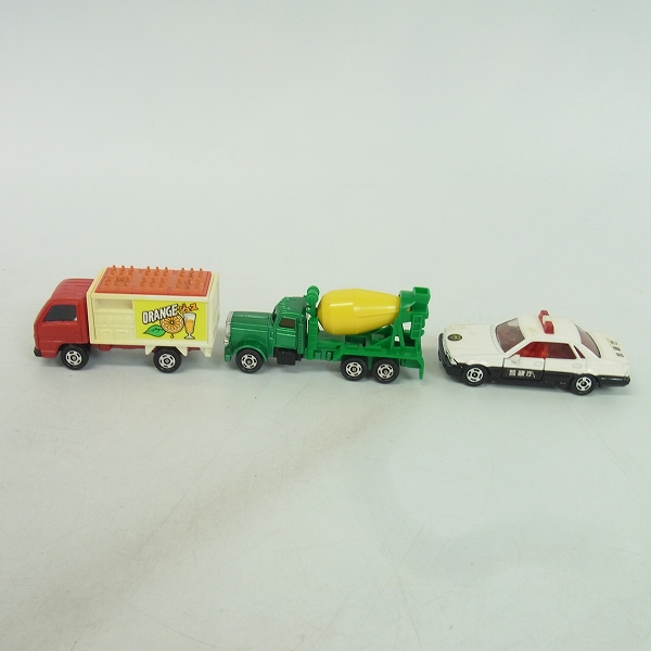 実際に弊社で買取させて頂いたトミカ F18 アメリカン ミキサー車/13 日産 セドリック 4ドアH.T パトロールカー/32 いすゞ エルフ 日本製 3点セットの画像 2枚目
