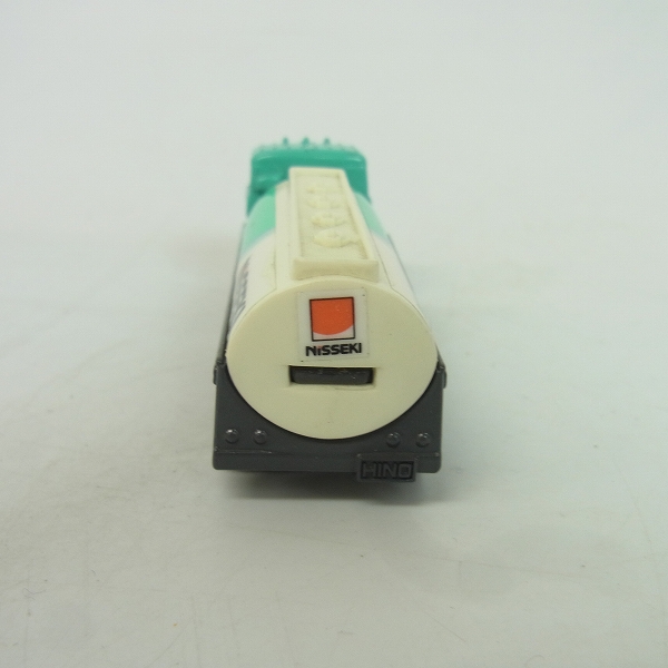 実際に弊社で買取させて頂いた赤箱 トミカ 11 日野 セミトレーラー トランスポートタンク 日本製の画像 3枚目