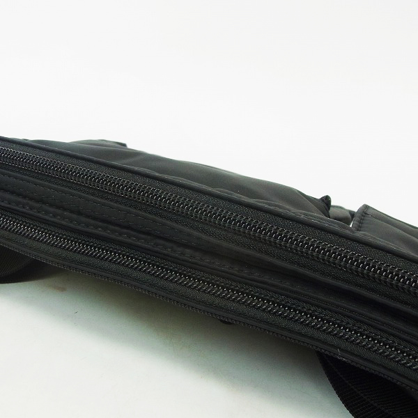 実際に弊社で買取させて頂いたHEAD PORTER/ヘッドポーター ウエストバッグ/ポーチ ブラックの画像 2枚目