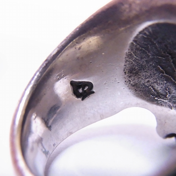 実際に弊社で買取させて頂いたTHIRTEEN DESIGNS/サーティーンデザインズ スカル リング 19号の画像 4枚目