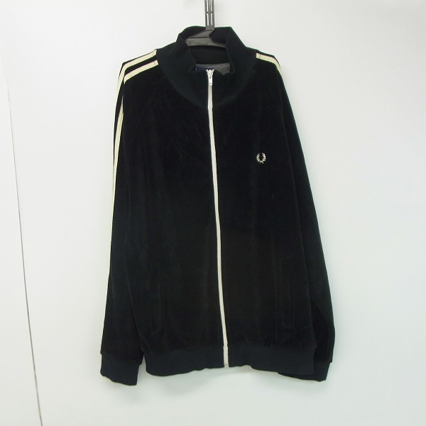 実際に弊社で買取させて頂いたFRED PERRY/フレッドペリー ベロア/ベルベット トラックジャケット/M