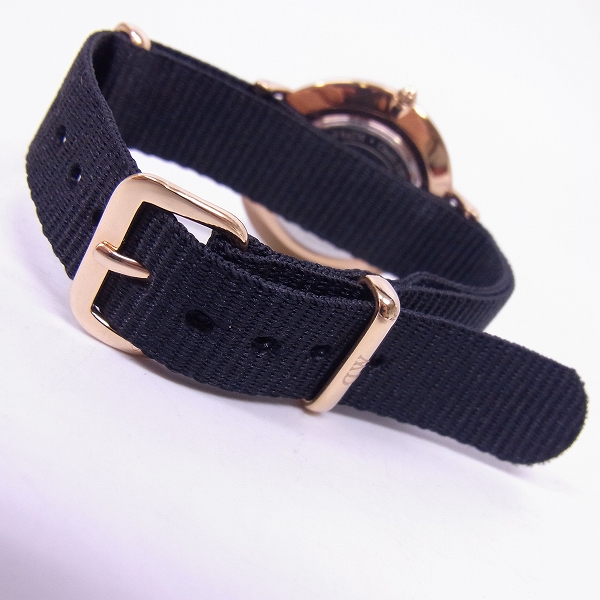 実際に弊社で買取させて頂いたDaniel Wellington/DW/ダニエルウェリントン Classic 32mmの画像 2枚目