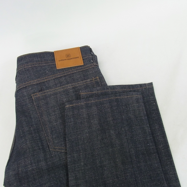実際に弊社で買取させて頂いた【未使用】uniform experiment/ユニフォームエクスペリメント UNDISCOLORATION  スリムフィット デニム UE-000008/36の画像 6枚目