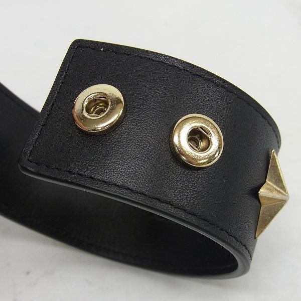 実際に弊社で買取させて頂いたGIVENCHY/ジバンシー スタースタッズ レザーブレスレット の画像 3枚目