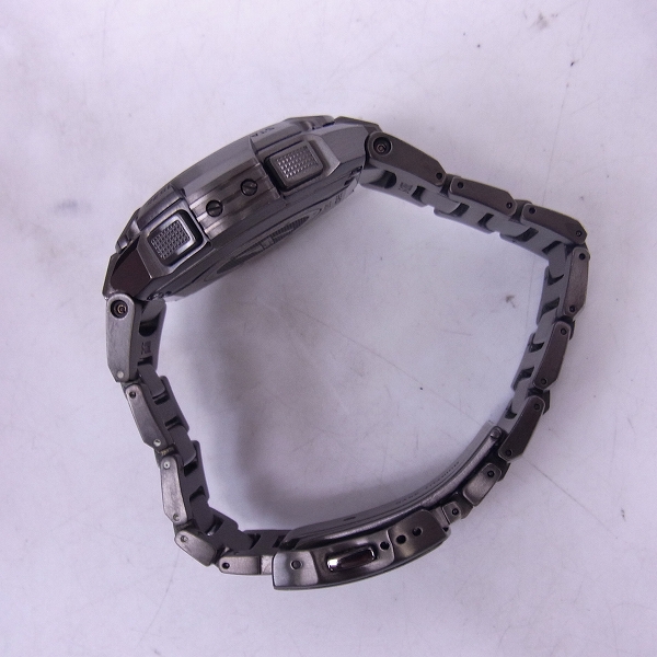 実際に弊社で買取させて頂いたG-SHOCK/Gショック MR-G クロノグラフ 電波ソーラー チタン MRG-8000B-1AJFの画像 2枚目