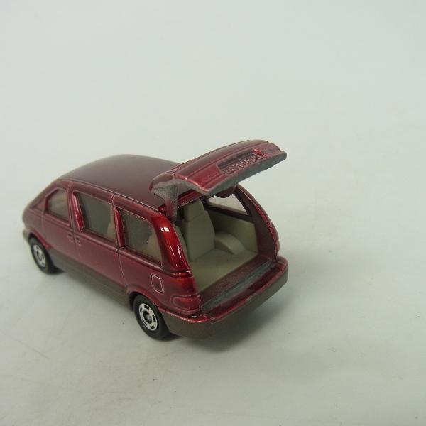 実際に弊社で買取させて頂いた赤箱 トミカ 99 TOYOTA/トヨタ エスティマ 赤 日本製の画像 4枚目