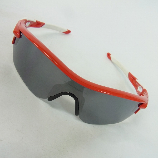 実際に弊社で買取させて頂いたOAKLEY/オークリー RADARLOCK/レーダーロック サングラス OO9181-16の画像 0枚目