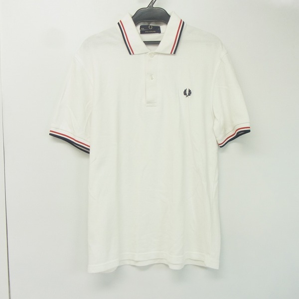 実際に弊社で買取させて頂いたFRED PERRY/フレッドペリー 半袖 ライン入りポロシャツ M12N ホワイト/38