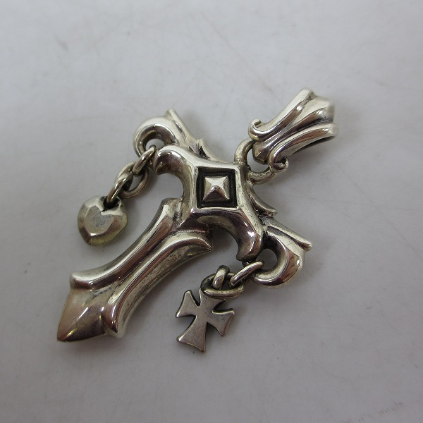 実際に弊社で買取させて頂いたDEAL DESIGN/ディールデザイン 剣モチーフ チャーム/トップ