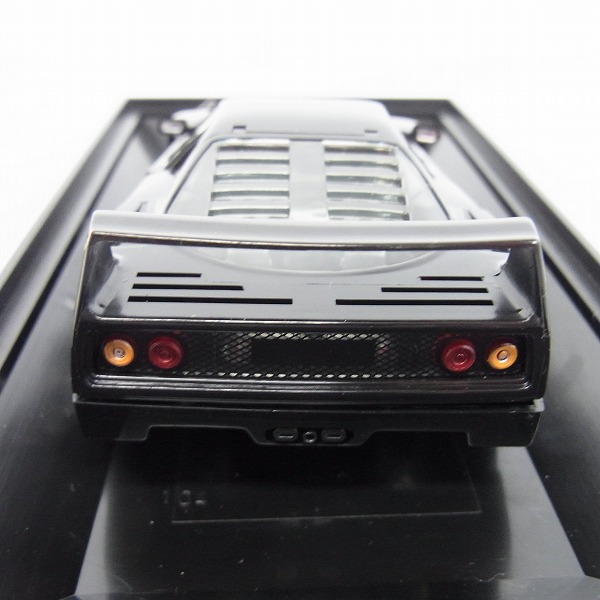 実際に弊社で買取させて頂いたherpa/ヘルパ 1/43 モデルカー Ferrari/フェラーリ F40 の画像 3枚目