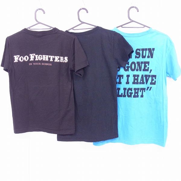 実際に弊社で買取させて頂いたFoo Fighters/フーファイターズ NIRVANA/ニルバーナ等 バンドTシャツ レディース 3点セットの画像 1枚目