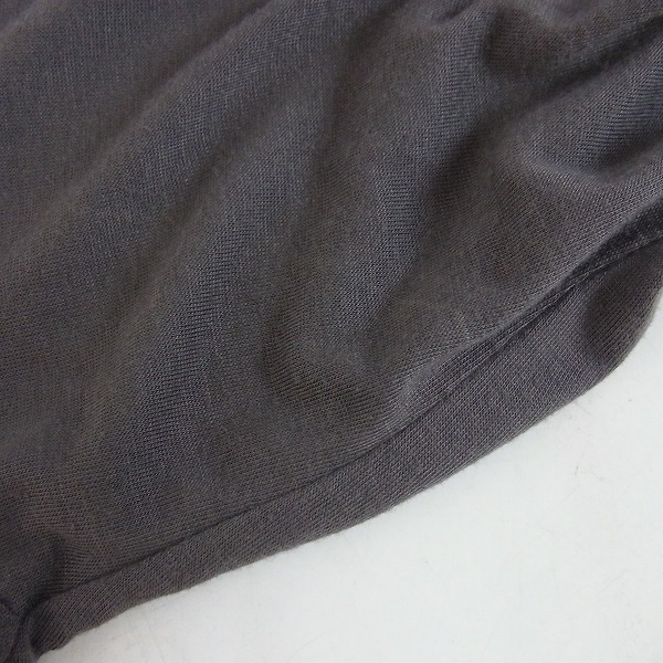 実際に弊社で買取させて頂いたHARE/ハレ カットソー V字ネック プリント 2点セットの画像 4枚目