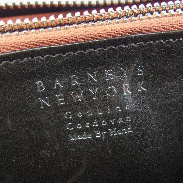 実際に弊社で買取させて頂いたBARNEYS NEW YORK/バーニーズニューヨーク ラウンドジップ ウォレットの画像 5枚目