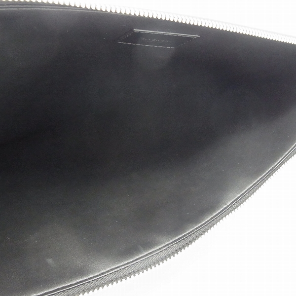 実際に弊社で買取させて頂いたGIVENCHY/ジバンシー カモフラージュ柄 レザー クラッチバッグの画像 4枚目