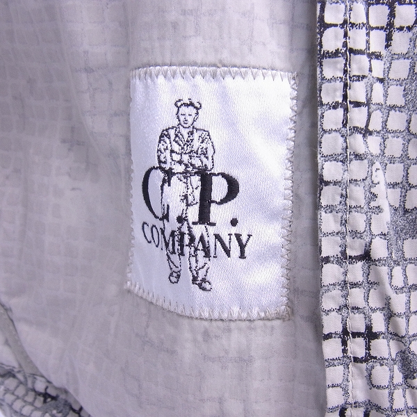 実際に弊社で買取させて頂いた【未使用】C.P. COMPANY/シーピーカンパニー ゴーグルジャケット マウンテンパーカー/44の画像 5枚目