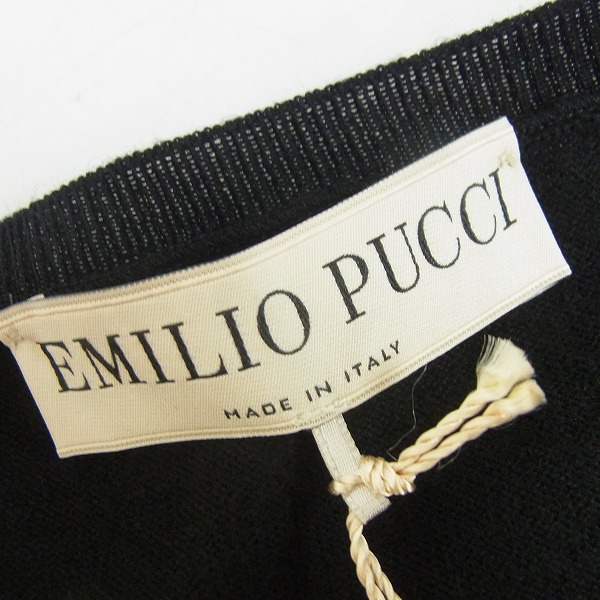 実際に弊社で買取させて頂いたEMILIO PUCCI/エミリオプッチ 半袖 ニットトップス 花柄 シルク 61KP65 ブラック×マルチカラー/XSの画像 2枚目