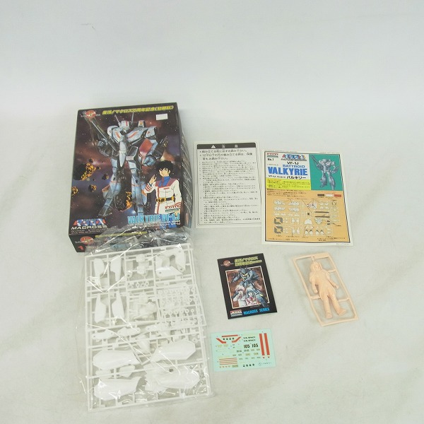 実際に弊社で買取させて頂いた【未組立】アリイ 1/100 マクロスバトロイドバルキリー VF-1D/VF-1A/VF-1J 15周年記念等 プラモデル 6点セットの画像 5枚目