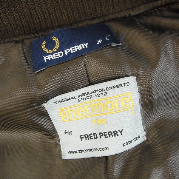 実際に弊社で買取させて頂いたFRED PERRY/フレッドペリー Thermore ウール混/中綿ベスト Lの画像 2枚目