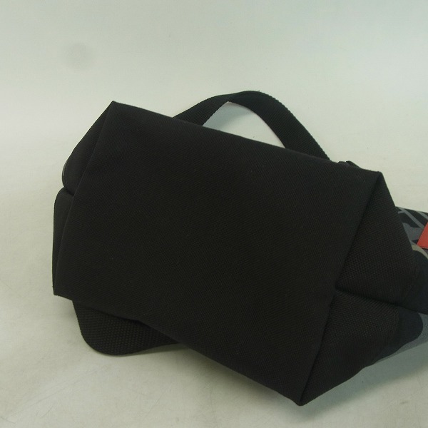 実際に弊社で買取させて頂いたManhattan Portage/マンハッタンポーテージ ネオプレン 迷彩/カモフラ柄 メッセンジャーバッグの画像 2枚目