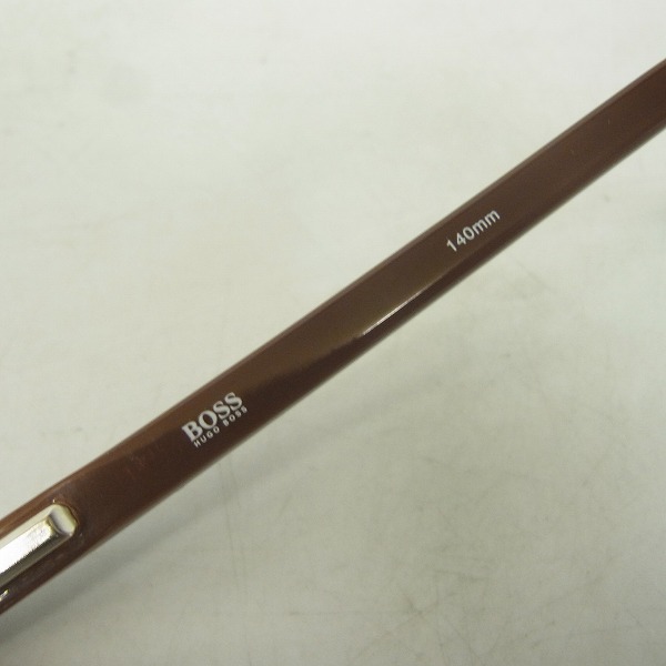 実際に弊社で買取させて頂いたHUGO BOSS/ヒューゴボス サングラス/アイウェア HB5794の画像 4枚目
