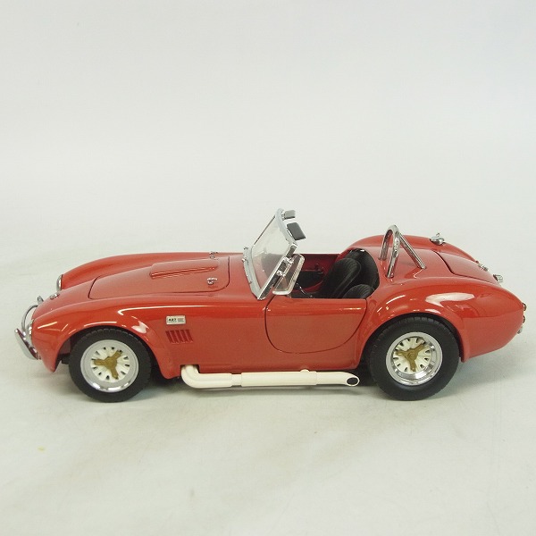実際に弊社で買取させて頂いたKYOSHO/京商 1/18 モデルカー SHELBY COBRA/シェルビー・コブラ 427 S/Cの画像 1枚目