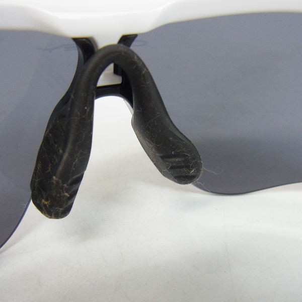 実際に弊社で買取させて頂いたOAKLEY/オークリー RADAR LOCK PATH /レーダーロックパス サングラス ASIAN FIT 009206-10の画像 4枚目