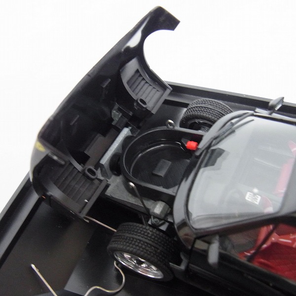 実際に弊社で買取させて頂いたherpa/ヘルパ 1/43 モデルカー Ferrari/フェラーリ F40 の画像 4枚目