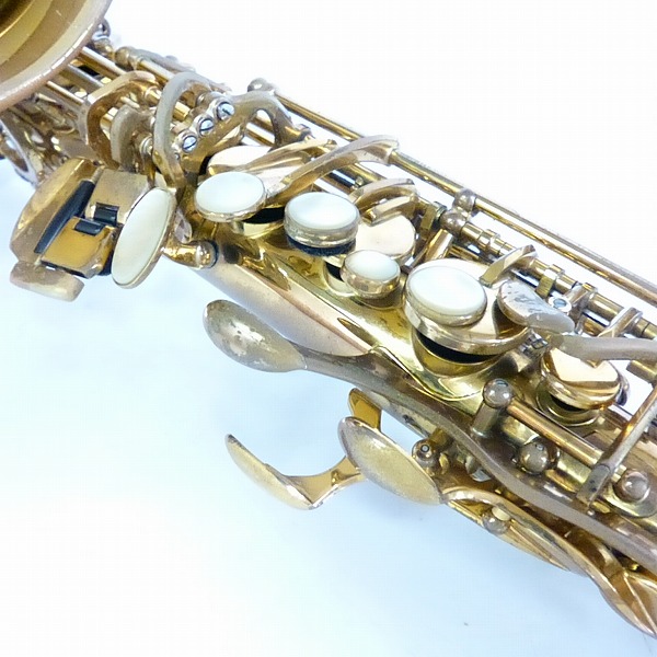 実際に弊社で買取させて頂いた【書類あり/音出し確認済み】SELMER PARIS/セルマー ALTO SAX SERIE Ⅲ Jubilee GL W/E アルトサックス ジュビリーの画像 5枚目