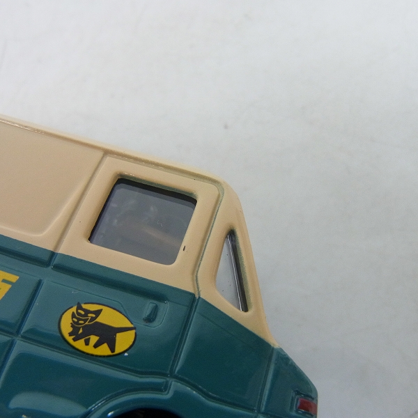 実際に弊社で買取させて頂いたヤマト運輸 非売品 ミニカー ウォークスルー/クール宅配便/10t車 8点セットの画像 5枚目