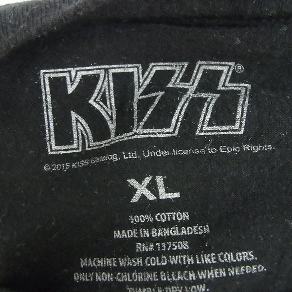 実際に弊社で買取させて頂いたACDC/KISS バンドTシャツ ロゴプリント等 3点セットの画像 2枚目