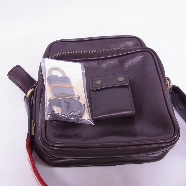 実際に弊社で買取させて頂いたBALLY/バリー レザー ショルダーバッグ/ポーチ クラッチバッグ/ハンドバッグ 2点セットの画像 9枚目